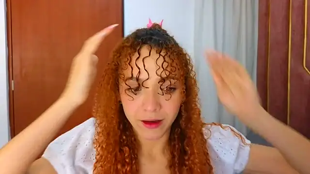 SexyLeilaa online show from 09-09-25, 02:22