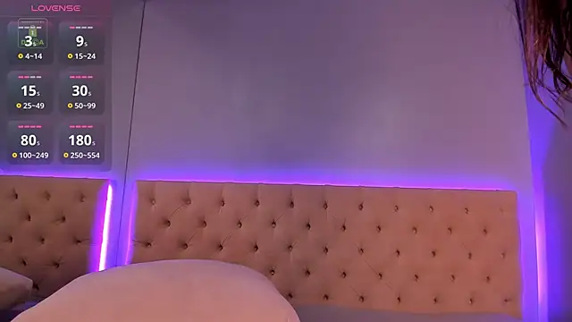 NickieRainer online show from 12-29-24, 10:56