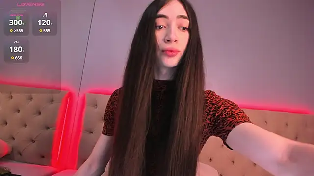 NickieRainer online show from 01-31-25, 04:36