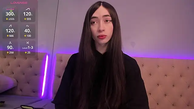 NickieRainer online show from 02-06-25, 10:37