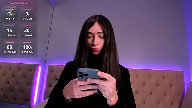 NickieRainer online show from 03-13-25, 04:27