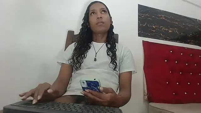 shairaStarr online show from 12-04-24, 04:10