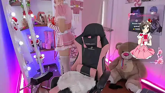 Snapshot of alessandrathedoll chatting on 12-16-24, 06:49 alessandrathedoll online show from 12-16-24, 06:49