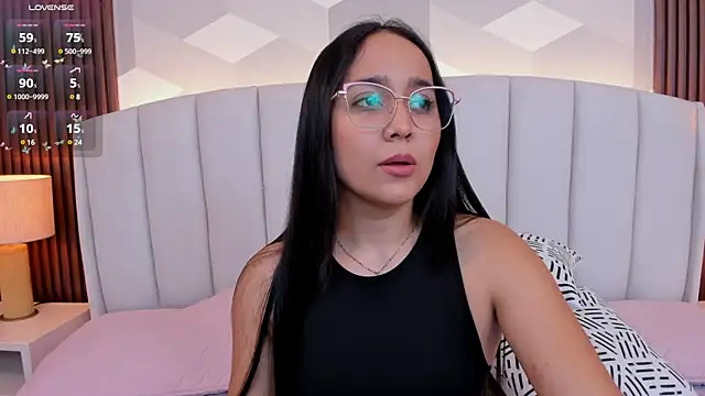Snapshot of Sammy_Fit_ chatting on 02-21-25, 03:10 Sammy Fit online show from 02-21-25, 03:10