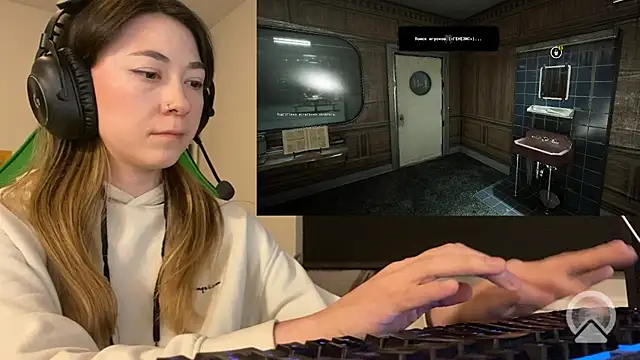 chibi moon  online show from 03-15-26, 08:04