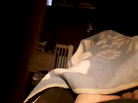 Snapshot of ciruelo1 chatting on 02-13-25, 08:24 ciruelo1 online show from 02-13-25, 08:24