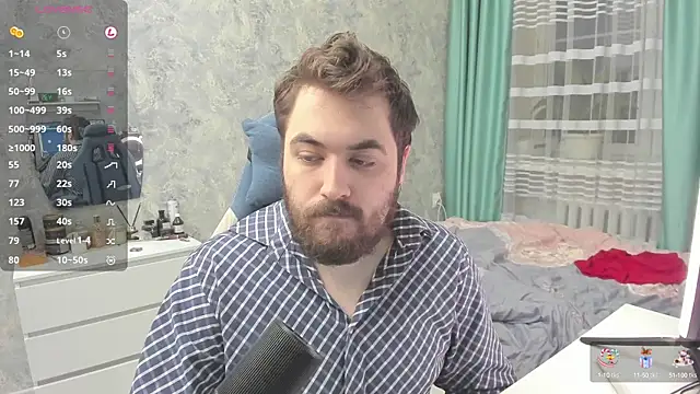 Morlaios online show from 12-25-24, 01:41