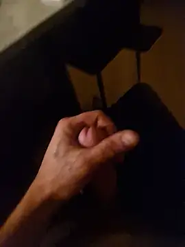 Snapshot of Sextoyboyboytoy chatting on 11-01-25, 02:35 Sextoyboyboytoy online show from 11-01-25, 02:35