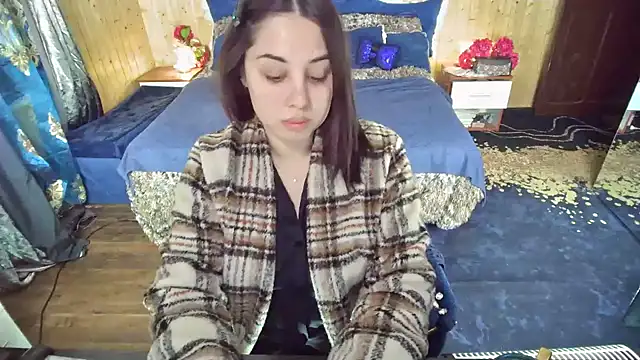 VanessaDoyle online show from 01-08-25, 08:38
