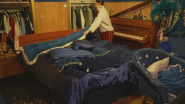 VanessaDoyle online show from 03-03-26, 02:39