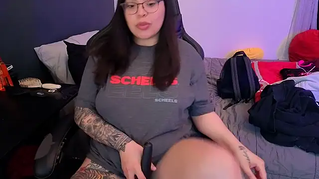 drizzypeach602 online show from 02-27-26, 04:23