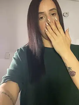 Amira Milker online show from 01-06-25, 02:58