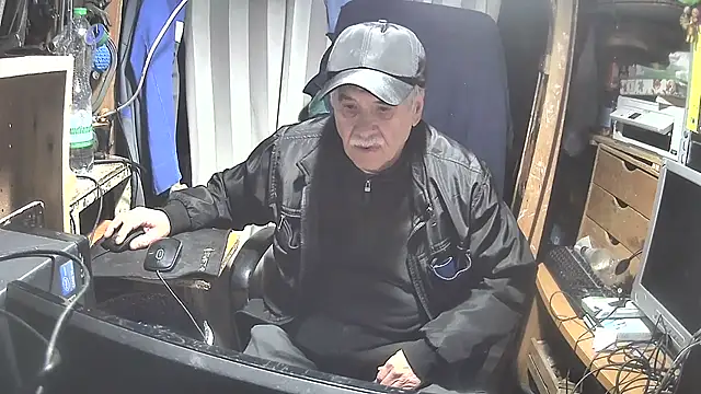 nonnomaturobisex online show from 03-02-25, 08:16