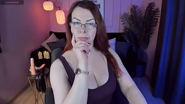 MrsIngrid online show from 02-28-25, 05:48