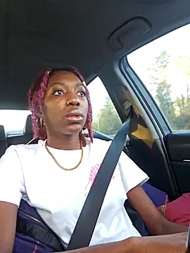 Snapshot of oliviaprettypussy chatting on 03-19-26, 12:09 oliviaprettypussy online show from 03-19-26, 12:09