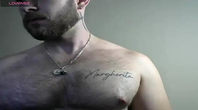 Snapshot of TONY_WHITE_7 chatting on 03-18-25, 01:10 TONY WHITE 7 online show from 03-18-25, 01:10