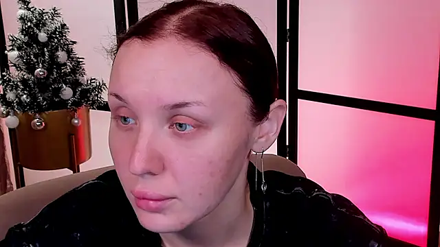 LianaFord online show from 01-13-26, 03:12