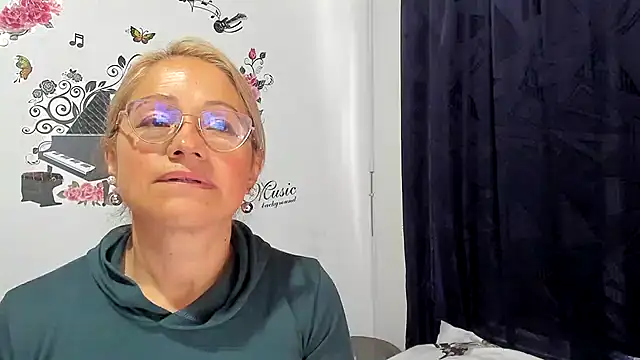 Snapshot of anthonela_mature_ chatting on 12-10-24, 07:43 anthonela mature online show from 12-10-24, 07:43