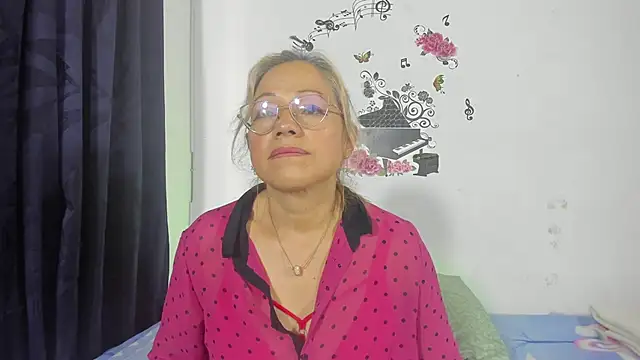 Snapshot of anthonela_mature_ chatting on 02-06-25, 09:28 anthonela mature online show from 02-06-25, 09:28