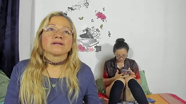 Snapshot of anthonela_mature_ chatting on 02-20-25, 11:43 anthonela mature online show from 02-20-25, 11:43