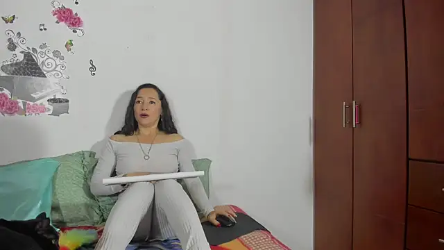Snapshot of anthonela_mature_ chatting on 02-27-25, 10:09 anthonela mature online show from 02-27-25, 10:09