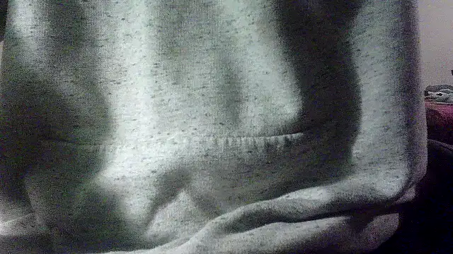 Snapshot of OralDesires2 chatting on 02-15-25, 08:44 OralDesires2 online show from 02-15-25, 08:44