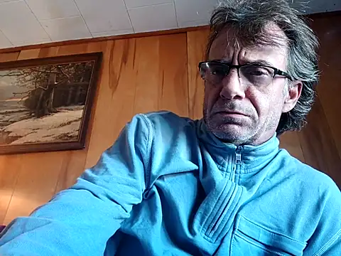 Snapshot of OralDesires2 chatting on 10-11-25, 05:33 OralDesires2 online show from 10-11-25, 05:33