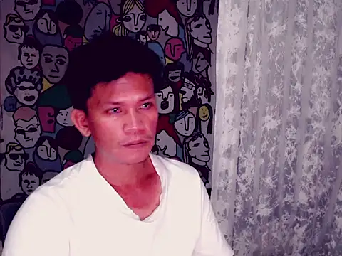 SweetasianHugoxxx online show from 03-14-25, 02:08