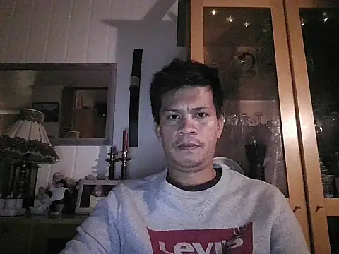 SweetasianHugoxxx online show from 11-10-25, 01:59