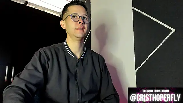 Snapshot of Cris_myster chatting on 01-22-25, 12:49 Cris myster online show from 01-22-25, 12:49