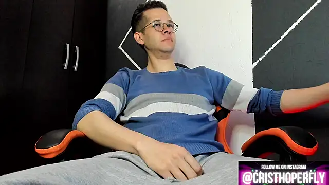 Snapshot of Cris_myster chatting on 03-15-25, 01:29 Cris myster online show from 03-15-25, 01:29