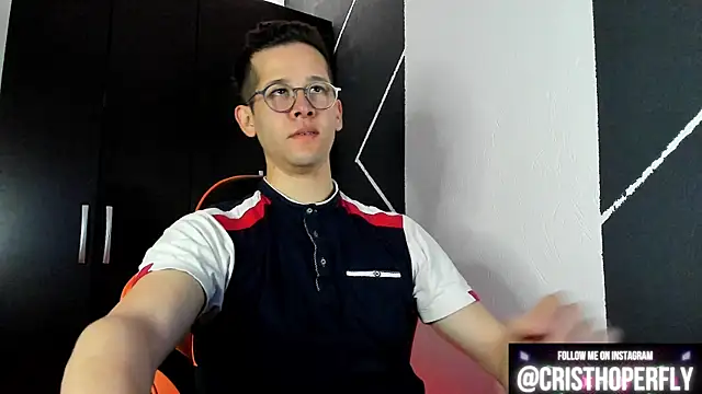 Snapshot of Cris_myster chatting on 03-17-25, 03:07 Cris myster online show from 03-17-25, 03:07