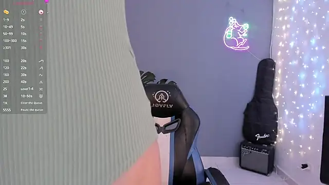 Snapshot of labrika_ chatting on 10-15-25, 09:26 labrika online show from 10-15-25, 09:26