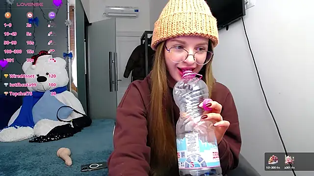 KateJonson online show from 01-14-25, 11:53