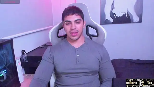 Snapshot of x-odixeo chatting on 03-26-26, 12:39 x-odixeo online show from 03-26-26, 12:39