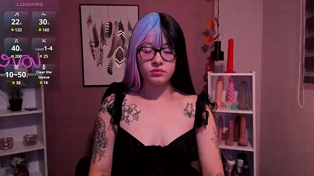  asami chieko  online show from 03-05-25, 08:42