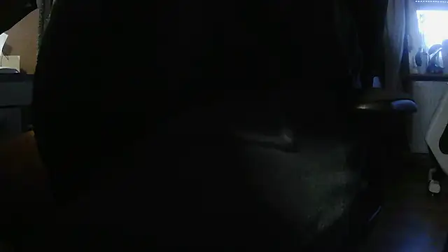 suedel65 online show from 06-10-26, 03:29