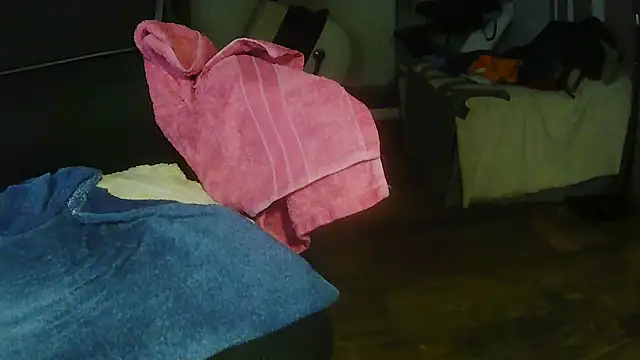 suedel65 online show from 06-20-26, 02:42