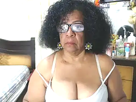 Snapshot of Yayis-hot-sexyw chatting on 12-12-24, 02:26 Yayis-hot-sexyw online show from 12-12-24, 02:26