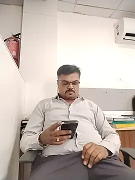 Desi Londa 143 online show from 06-05-26, 07:03