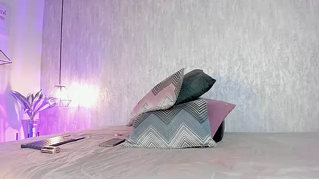 Eva Zc online show from 09-24-25, 03:32