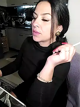 hot-babygirl online show from 03-11-26, 08:37