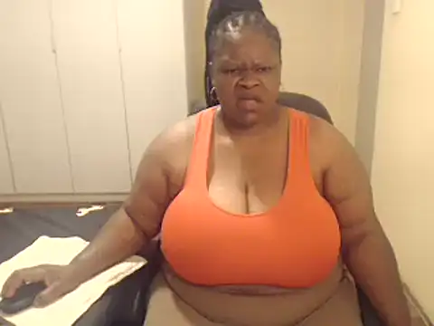 Snapshot of sweetnoziexx chatting on 01-31-25, 03:44 sweetnoziexx online show from 01-31-25, 03:44