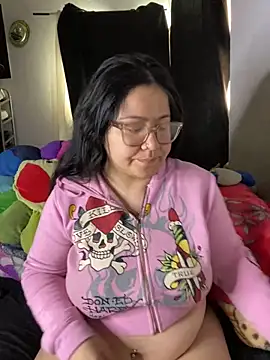 Snapshot of MsConejitaa chatting on 02-25-26, 05:22 MsConejitaa online show from 02-25-26, 05:22