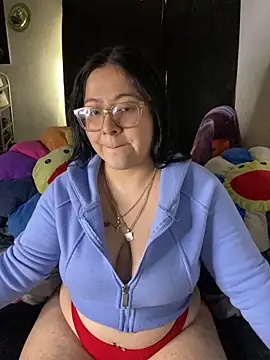 Snapshot of MsConejitaa chatting on 03-12-26, 03:51 MsConejitaa online show from 03-12-26, 03:51