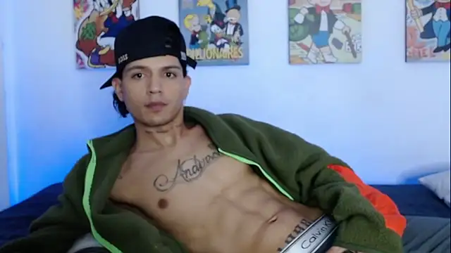 Snapshot of andersonZ998 chatting on 02-14-25, 09:13 andersonZ998 online show from 02-14-25, 09:13