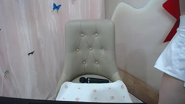 Leiershery online show from 11-28-25, 01:19