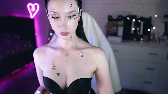 Snapshot of _Uindi_ chatting on 01-22-25, 05:06  Uindi  online show from 01-22-25, 05:06