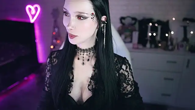 Snapshot of _Uindi_ chatting on 02-17-25, 05:32  Uindi  online show from 02-17-25, 05:32