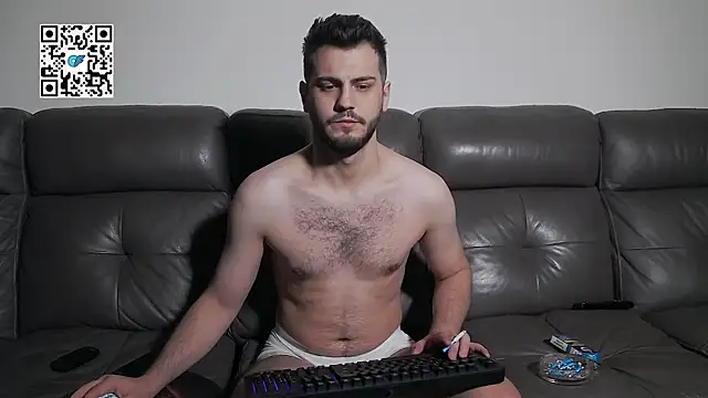 Snapshot of CrazyDom1 chatting on 04-01-26, 04:13 CrazyDom1 online show from 04-01-26, 04:13